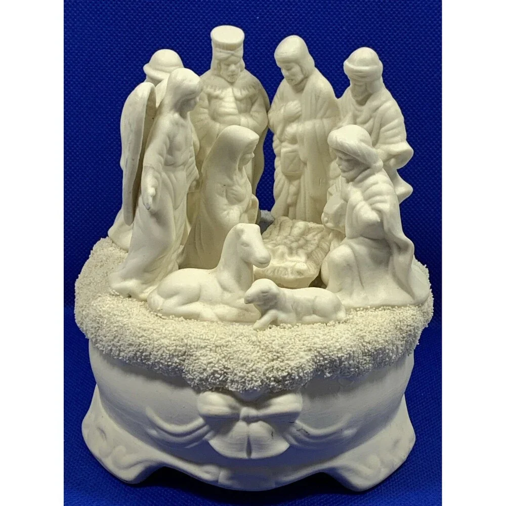 NATIVITY SCENE HOLY FAMILY ANGEL WISEMEN SHEPARD MUSIC BOX